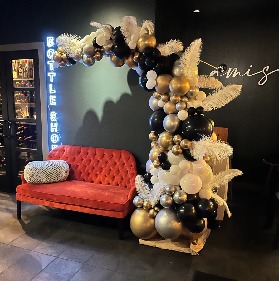 Party decorations in Ardmore PA by Le Doré Balloon Design